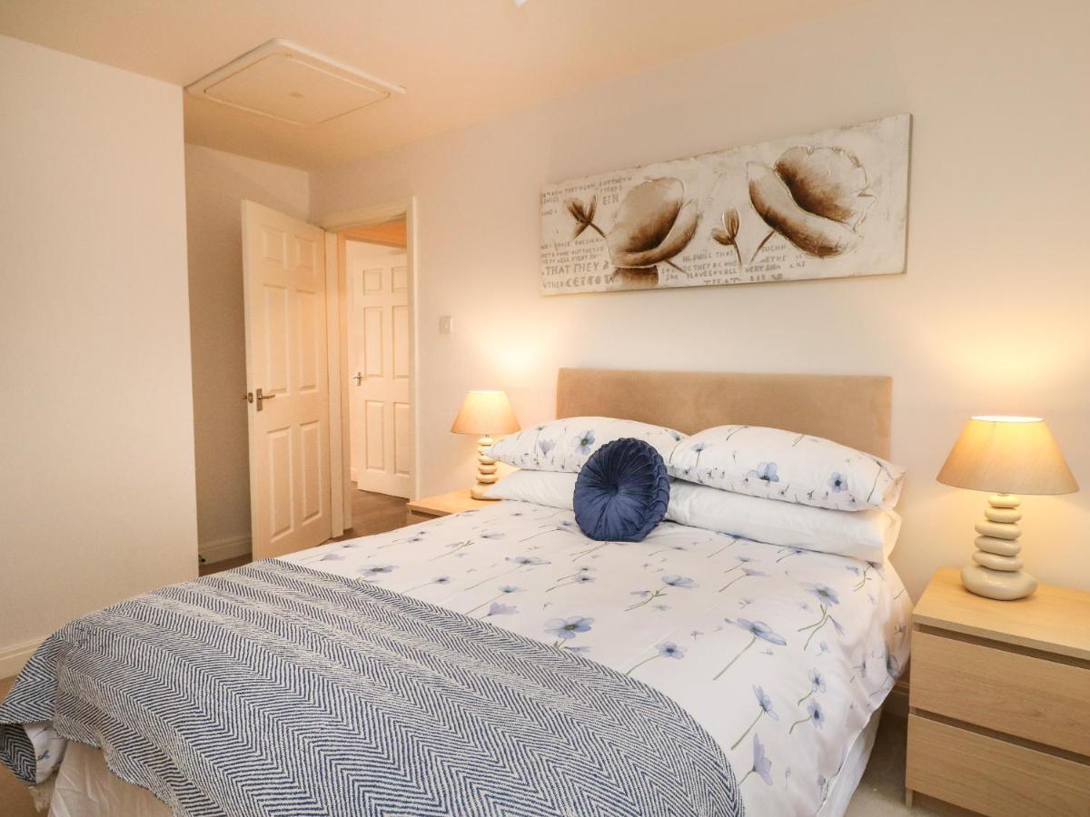4 River Court * Invergarry
